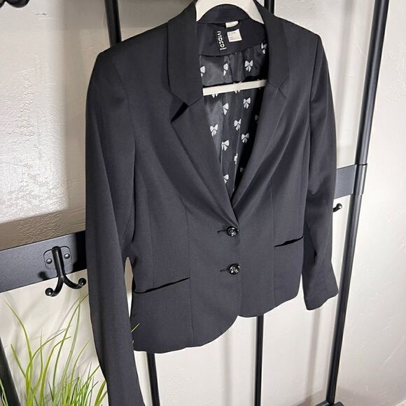 Divided H&M cropped blazer black size 8 - Picture 5 of 13